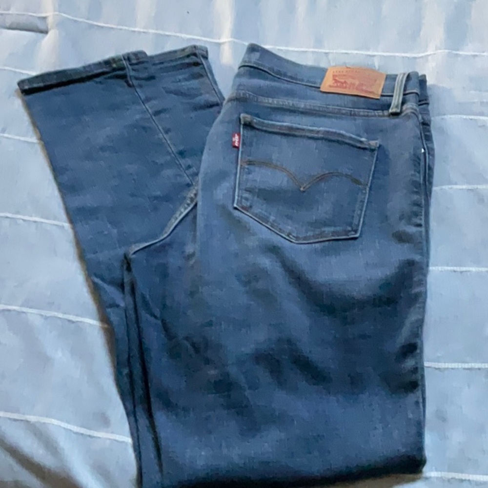 Levi Jeans Women’s